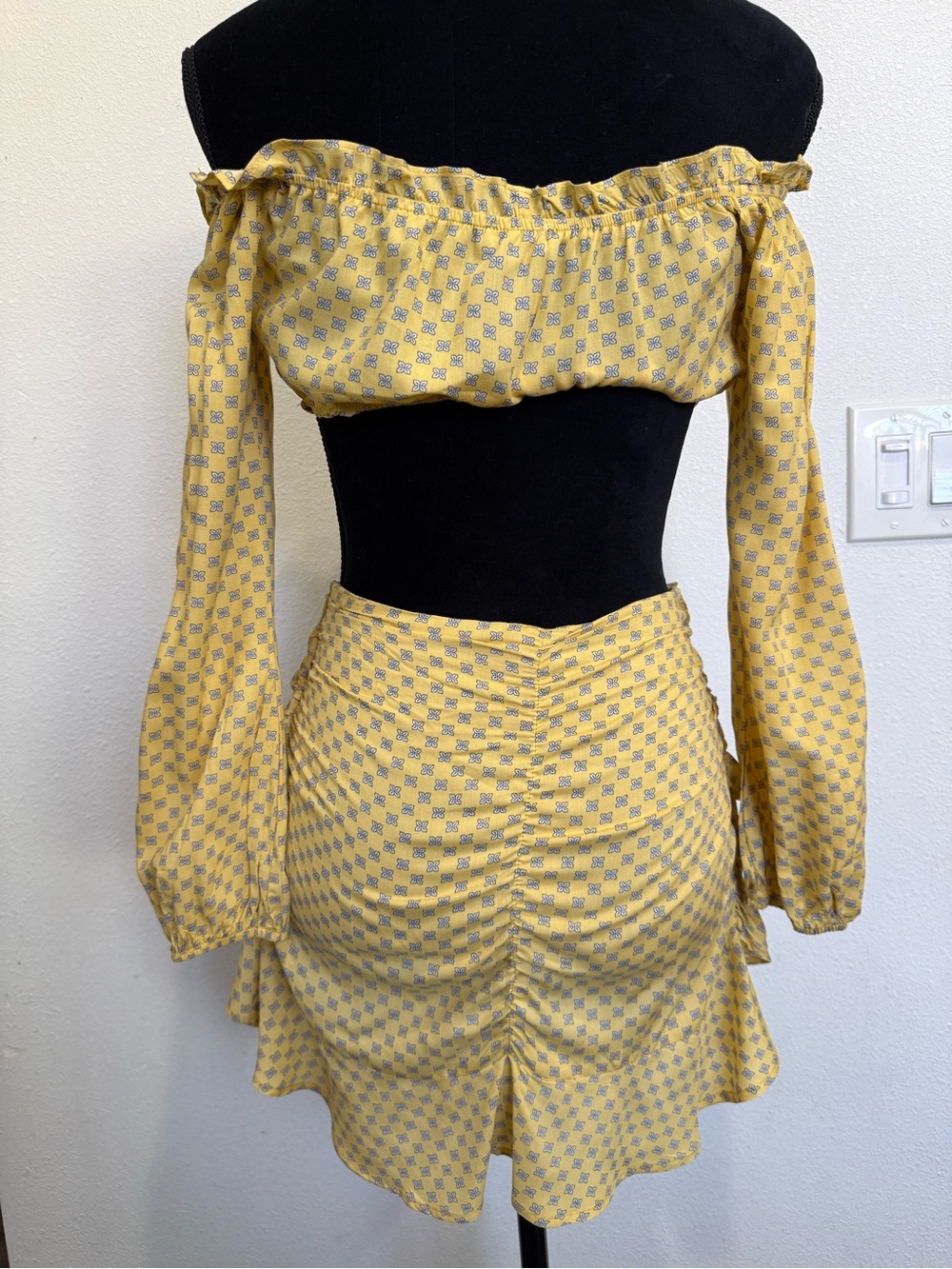 Emory Park Yellow Floral Two Piece Set Crop Top Wrap Skort Boho Small - Picture 4 of 12